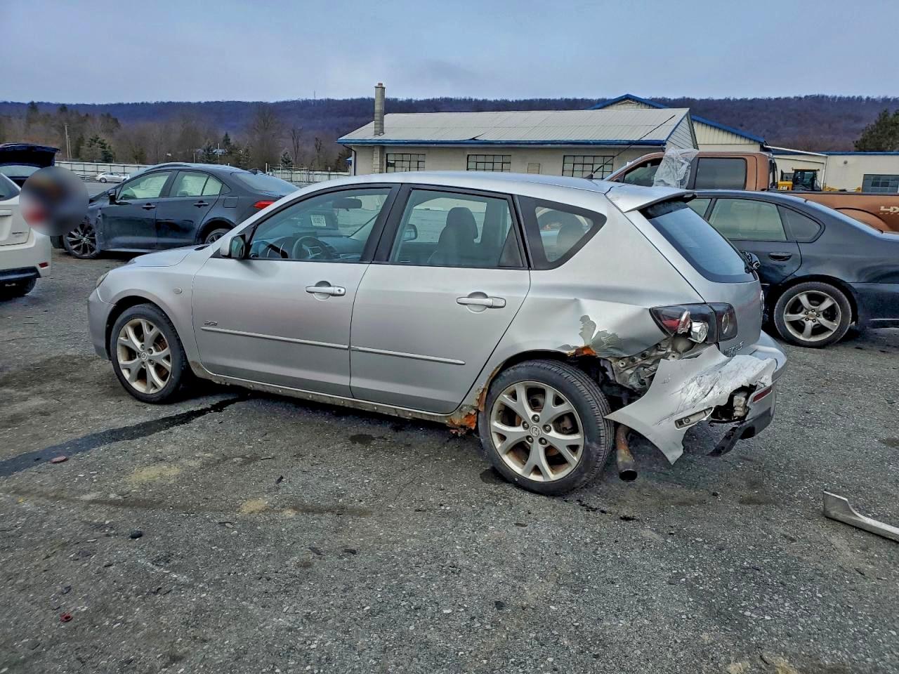2007 MAZDA 3 HATCHBACK photo 2