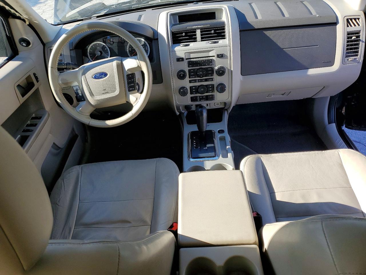 2012 FORD ESCAPE XLT photo 8