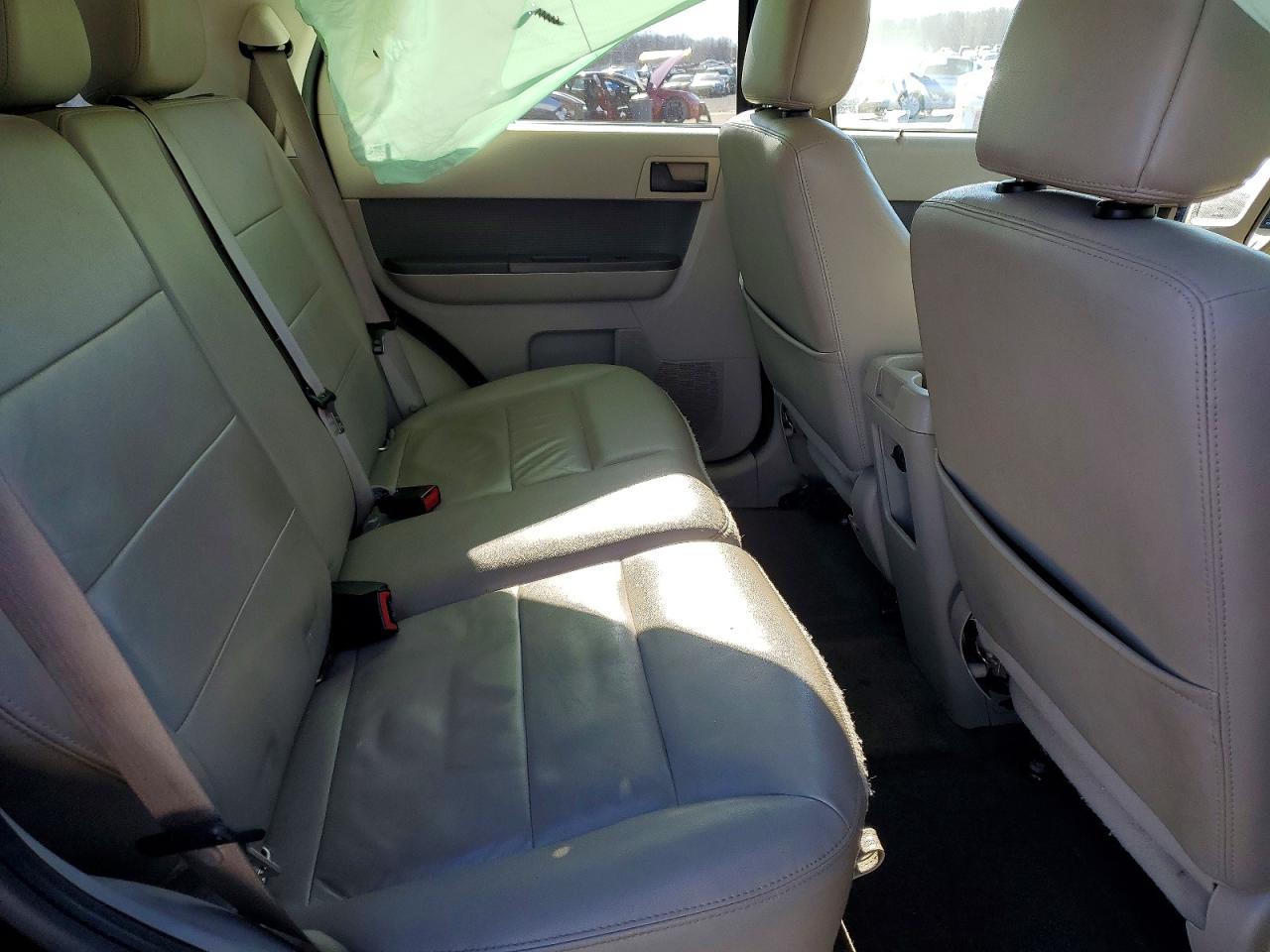 2012 FORD ESCAPE XLT photo 11