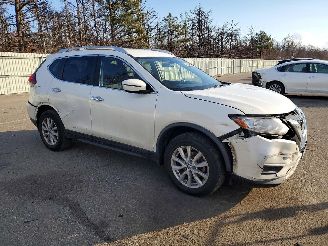 2018 NISSAN ROGUE S photo 4