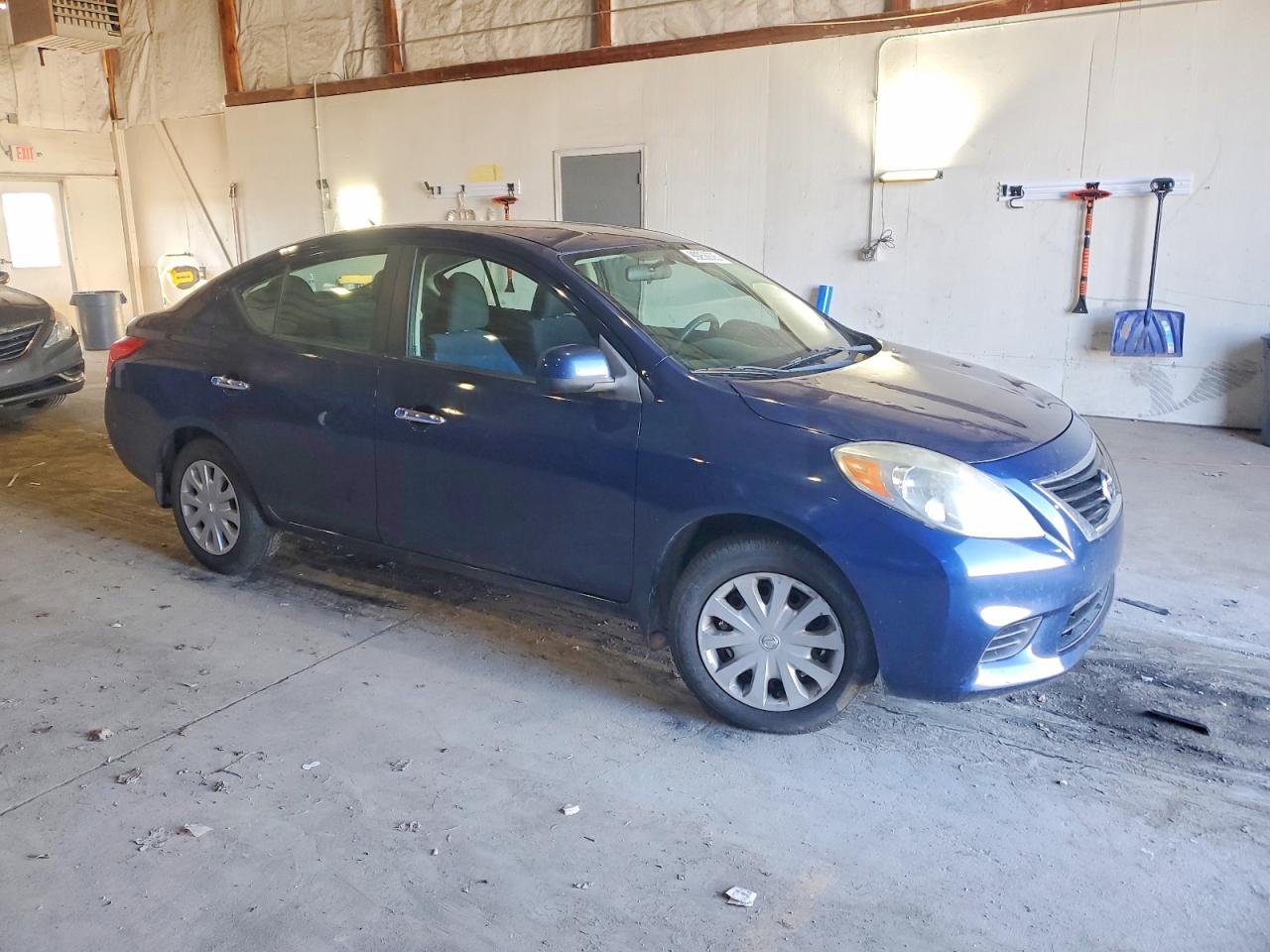 2012 NISSAN VERSA S photo 4