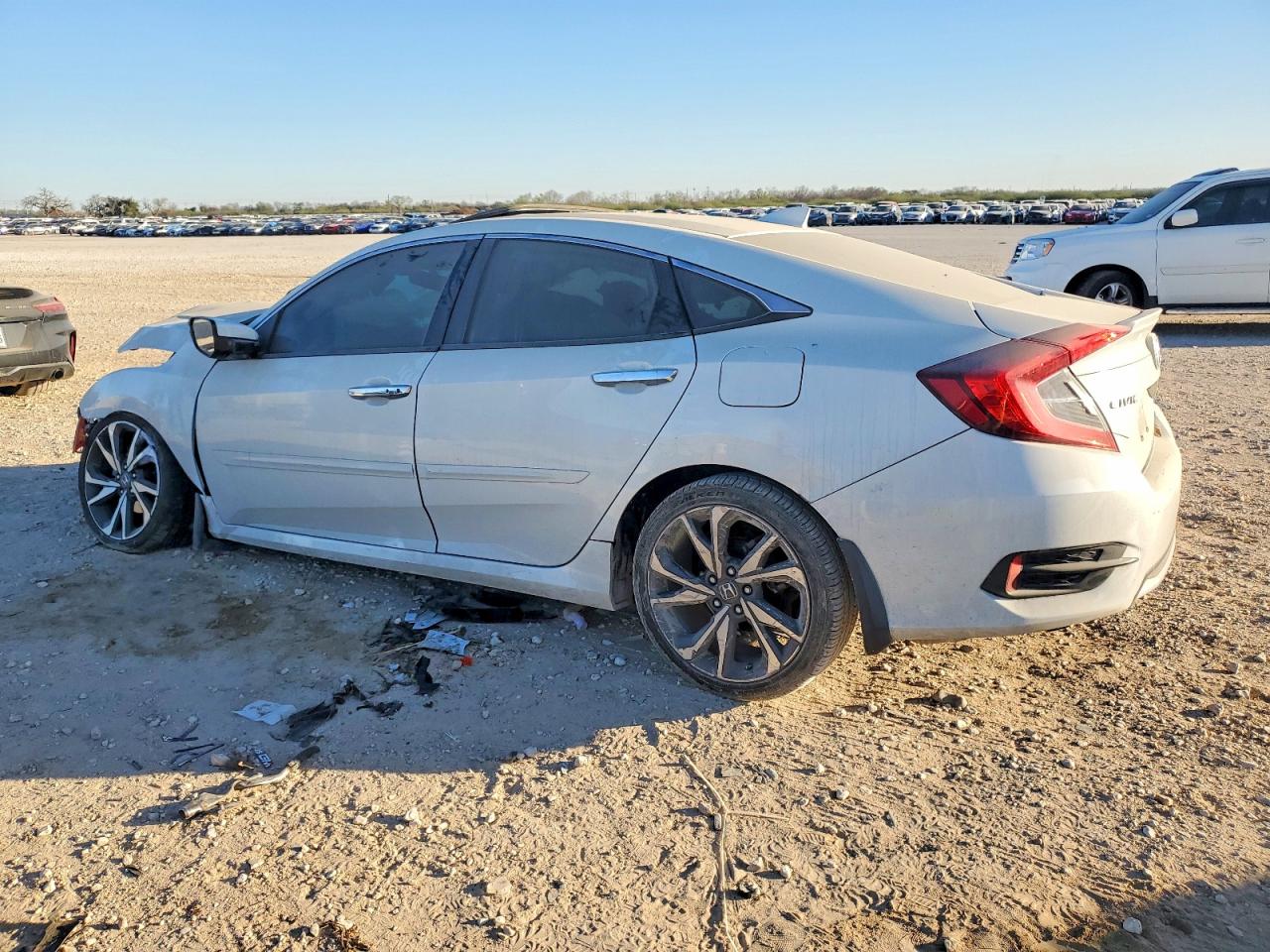 2020 HONDA CIVIC TOURING photo 2