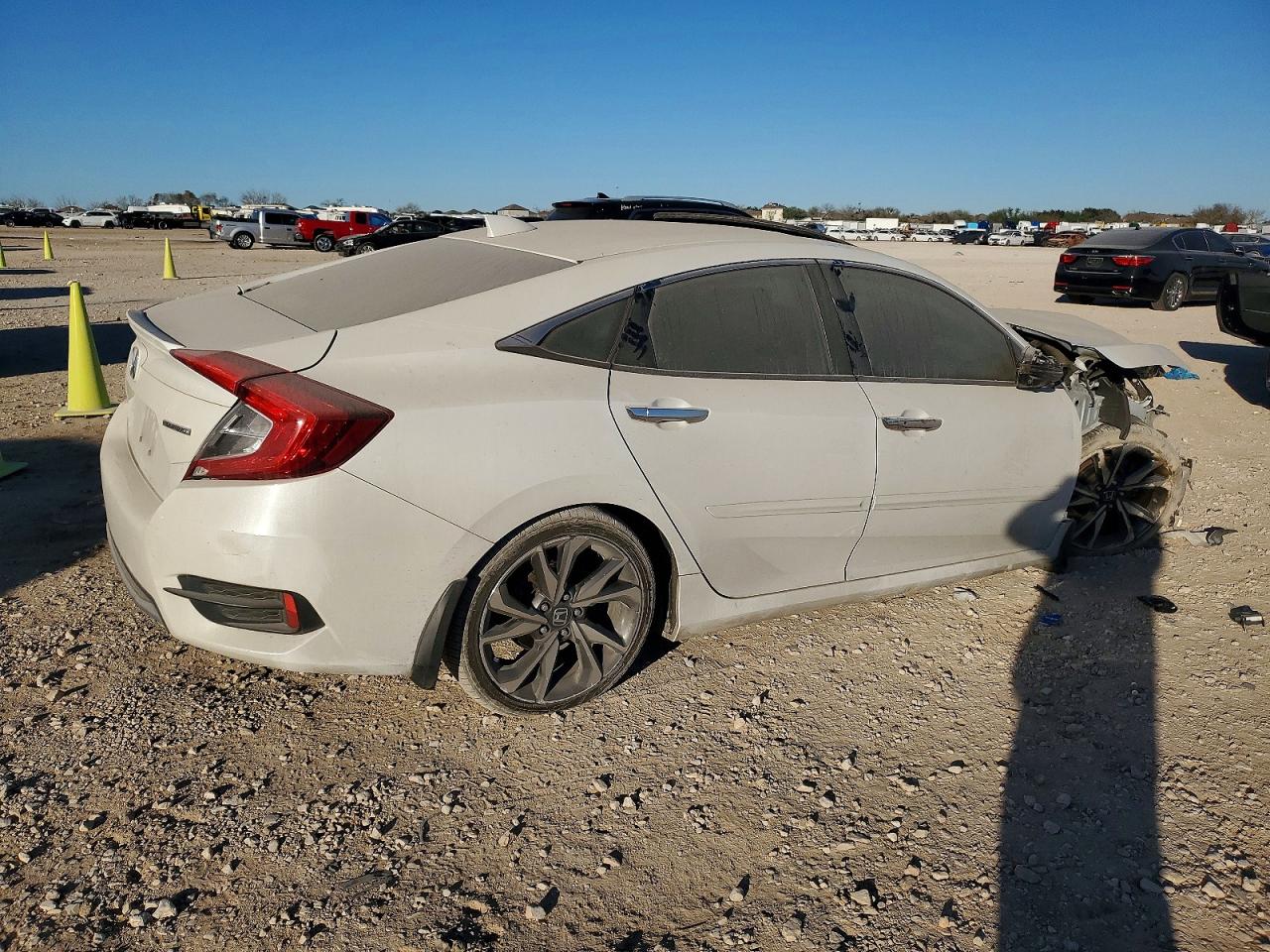 2020 HONDA CIVIC TOURING photo 3