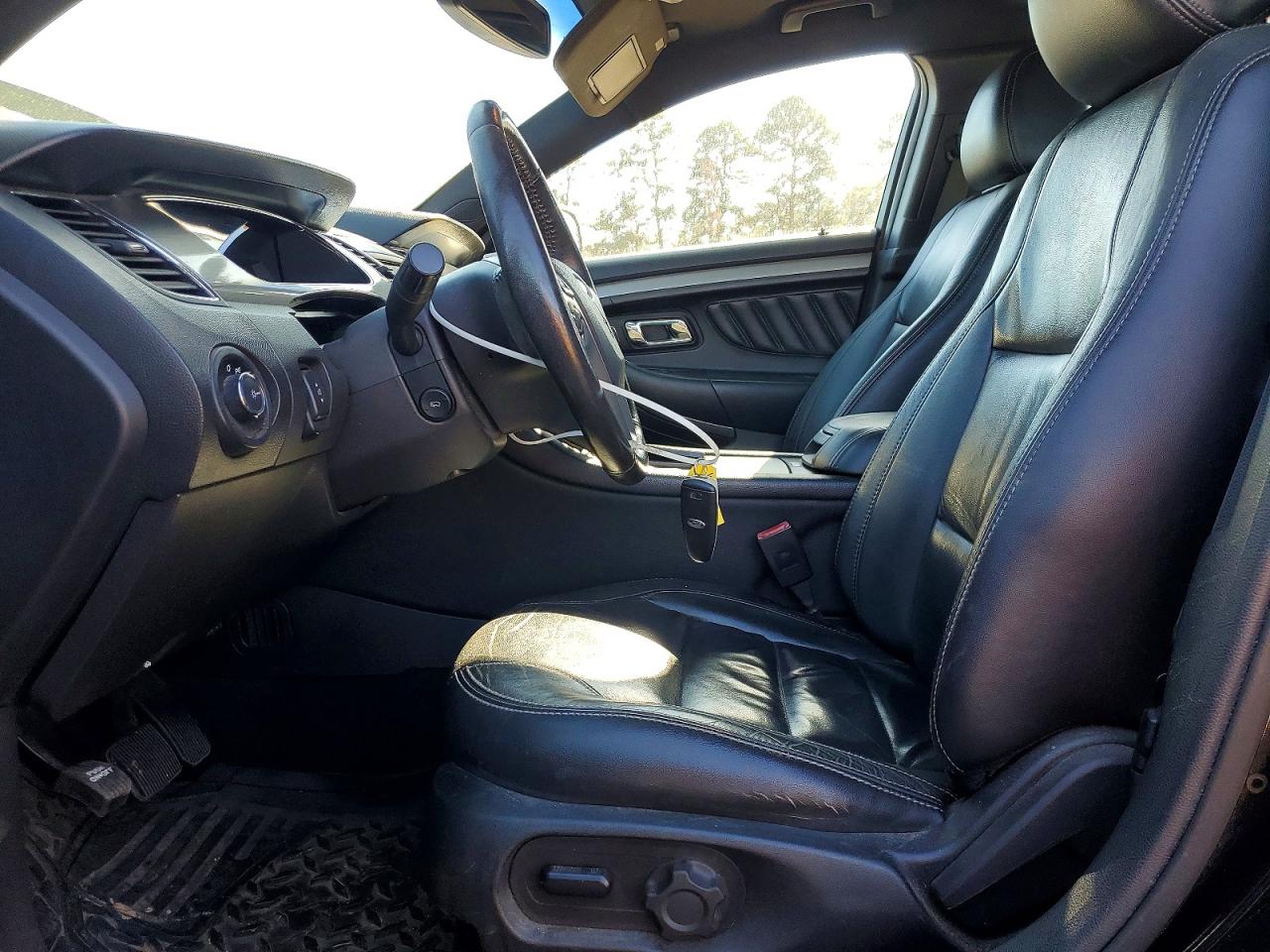 2016 FORD TAURUS SEL photo 7