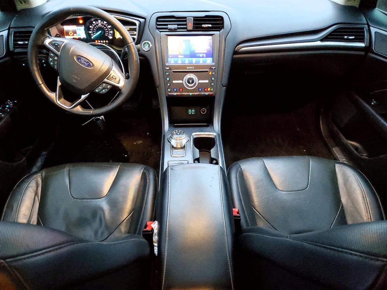 2019 FORD FUSION TITANIUM photo 8