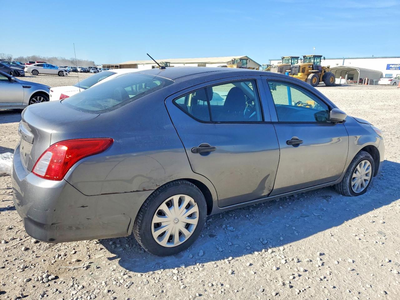 2019 NISSAN VERSA S photo 7