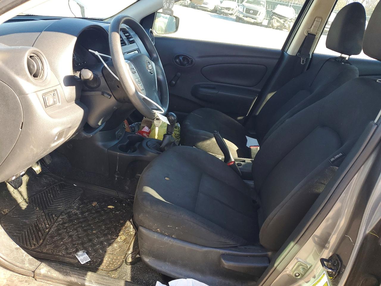 2019 NISSAN VERSA S photo 19
