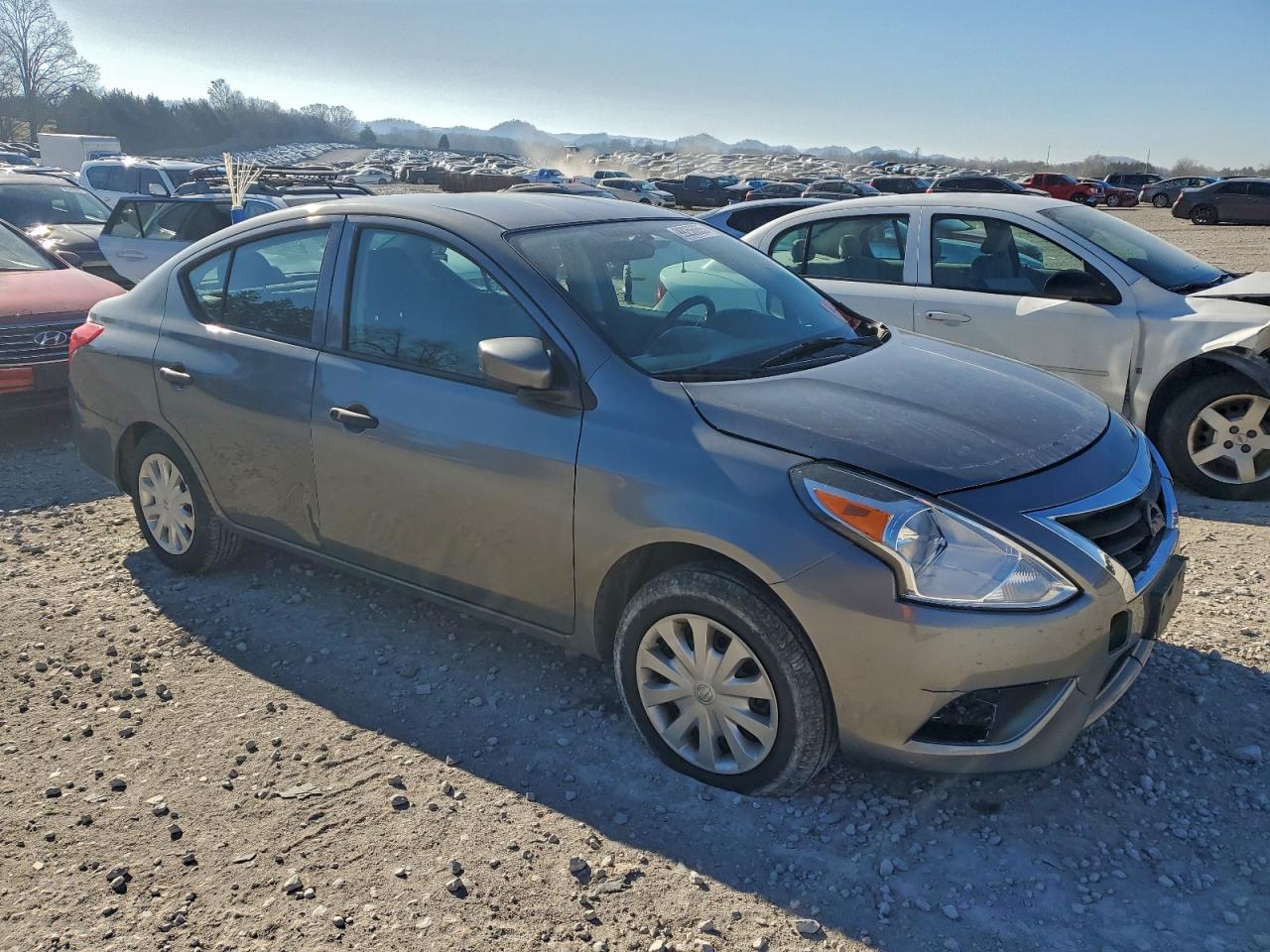 2019 NISSAN VERSA S photo 10
