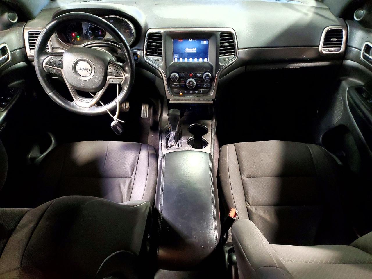 2018 JEEP GRAND CHEROKEE LAREDO photo 8