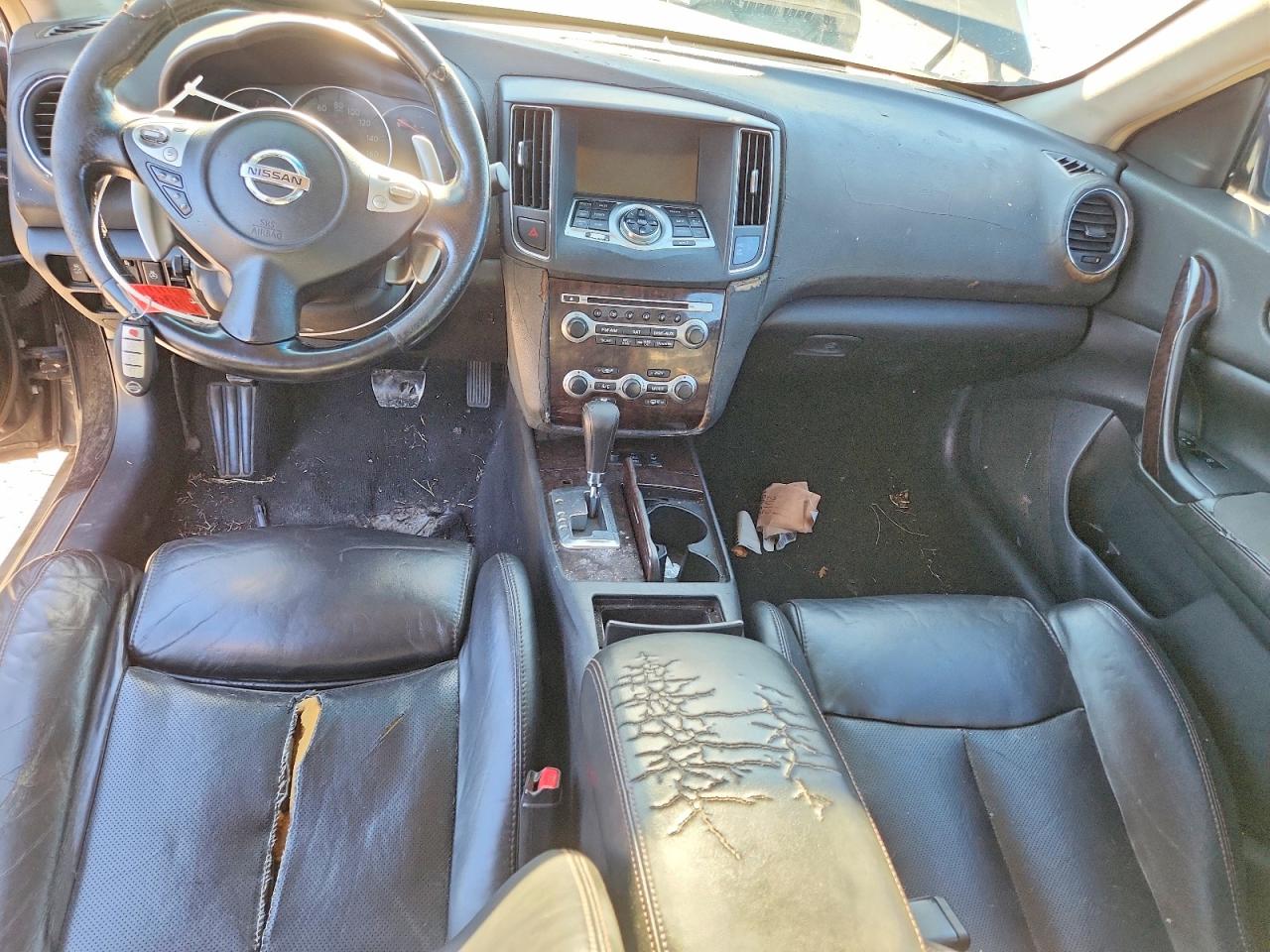 2011 NISSAN MAXIMA S photo 8