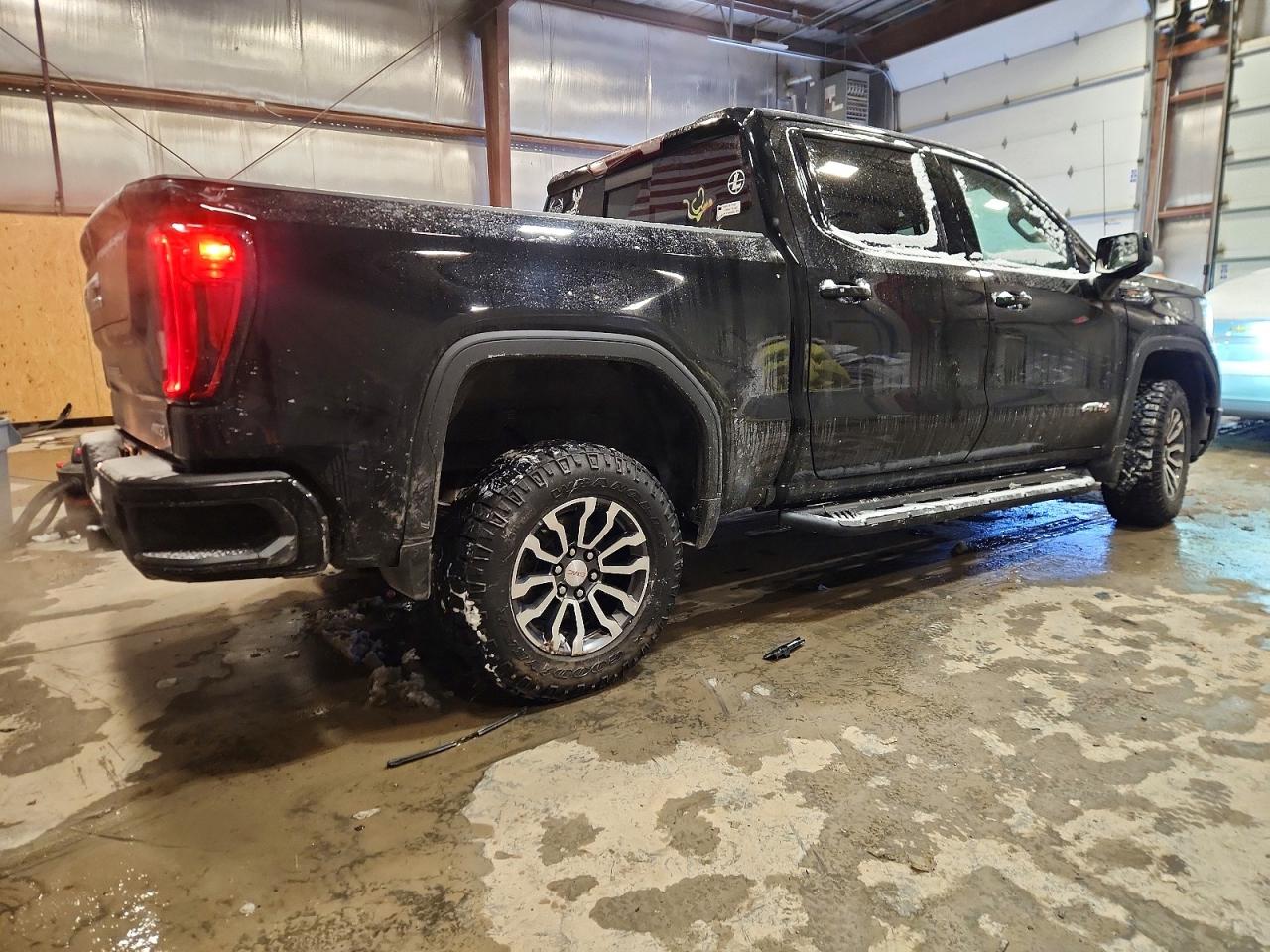 2019 GMC SIERRA K1500 AT4 photo 3