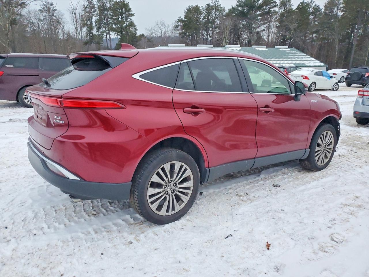 2021 TOYOTA VENZA LE photo 3