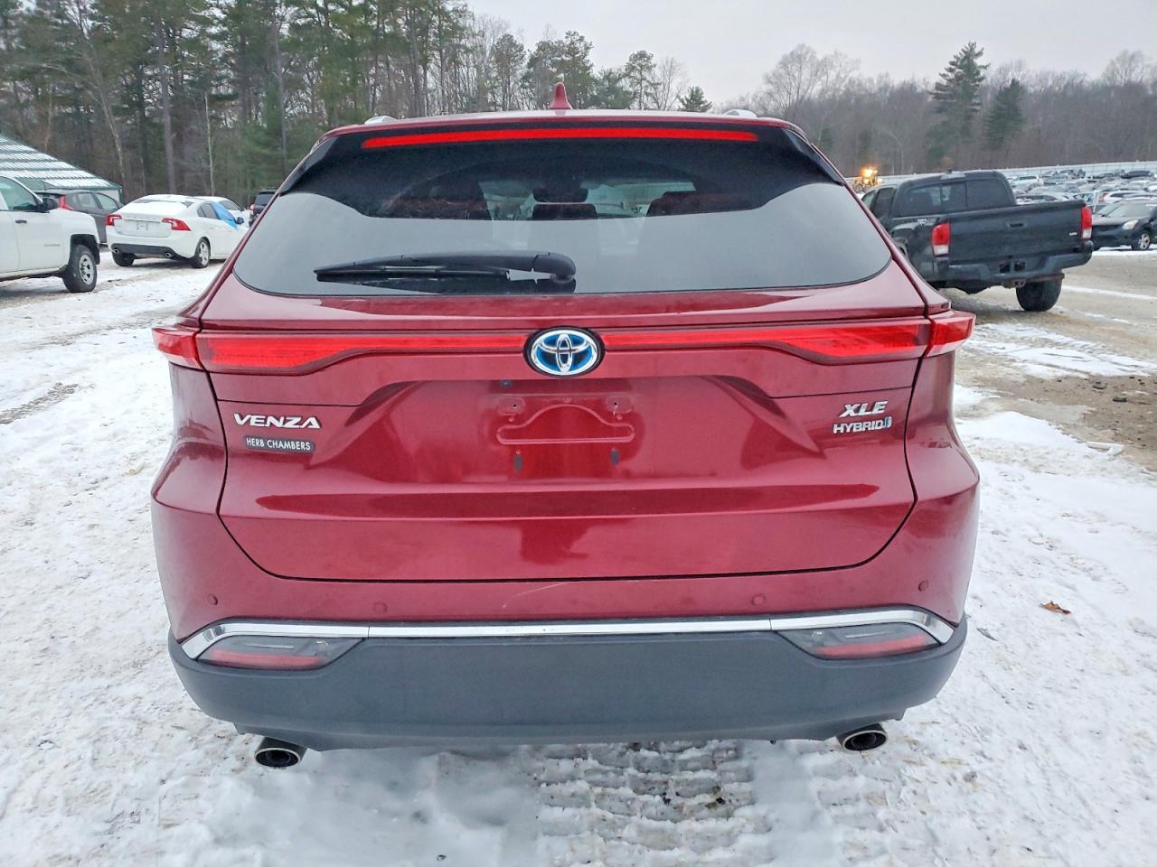 2021 TOYOTA VENZA LE photo 6