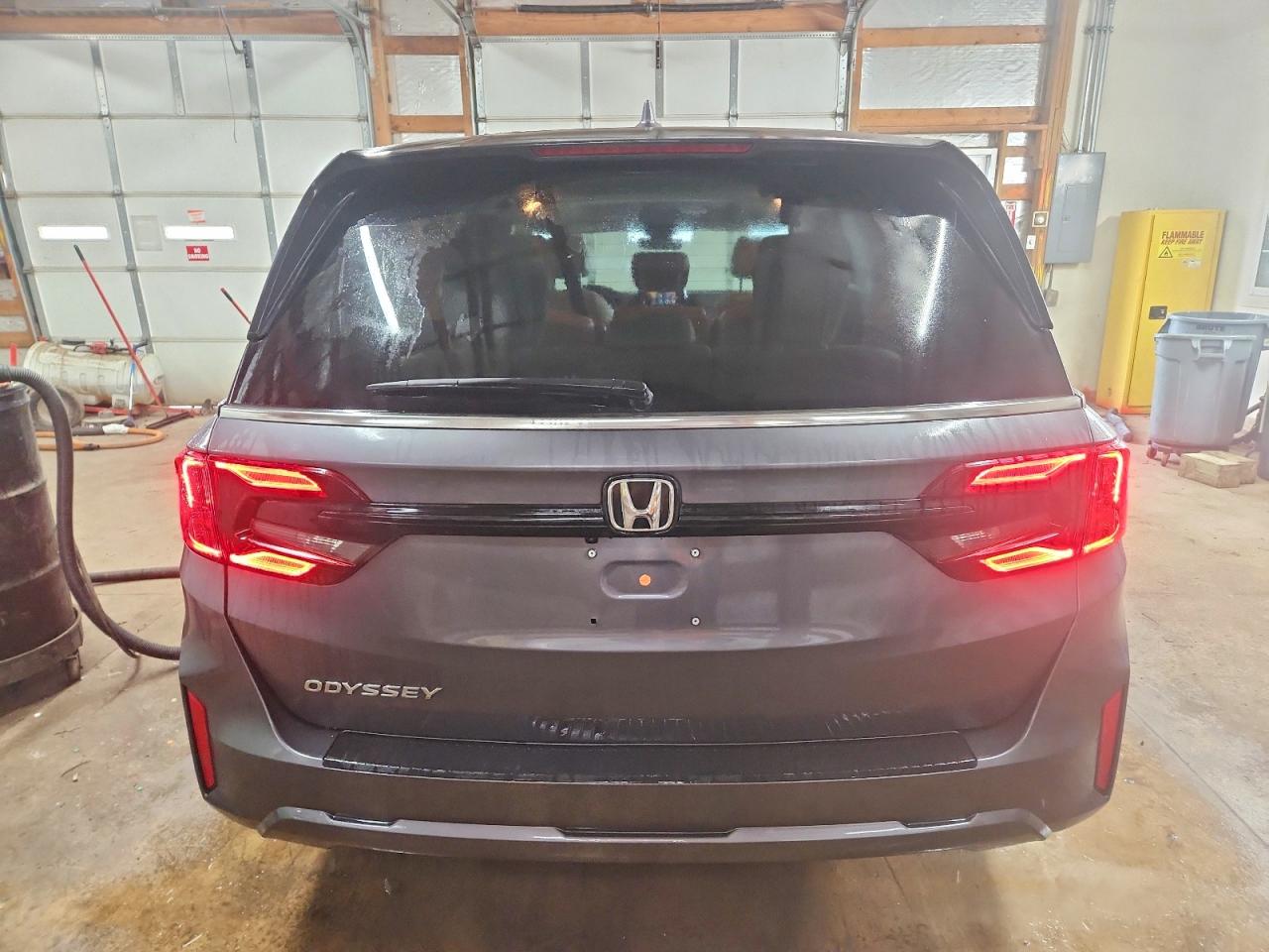 2025 HONDA ODYSSEY EXL photo 6
