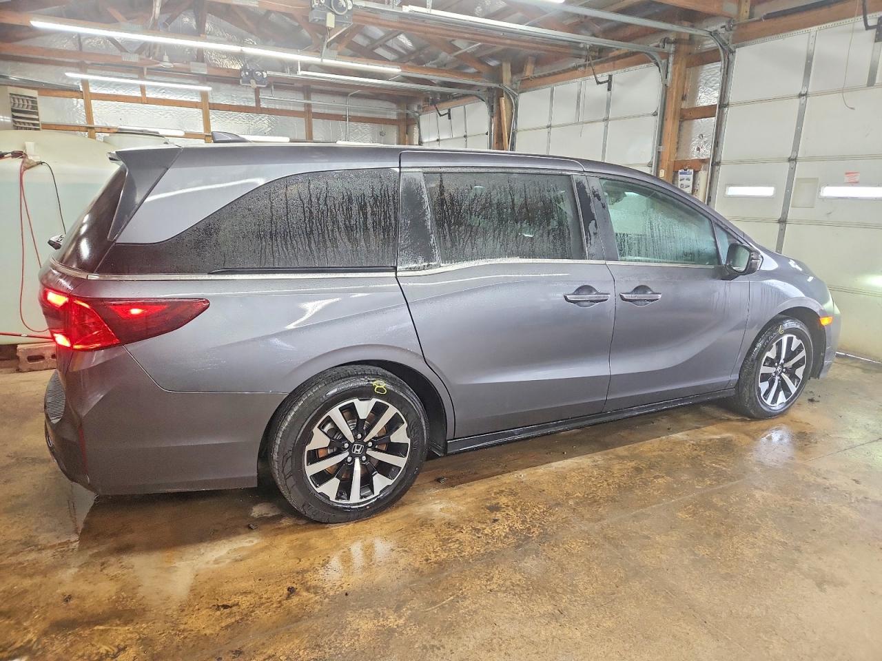 2025 HONDA ODYSSEY EXL photo 3