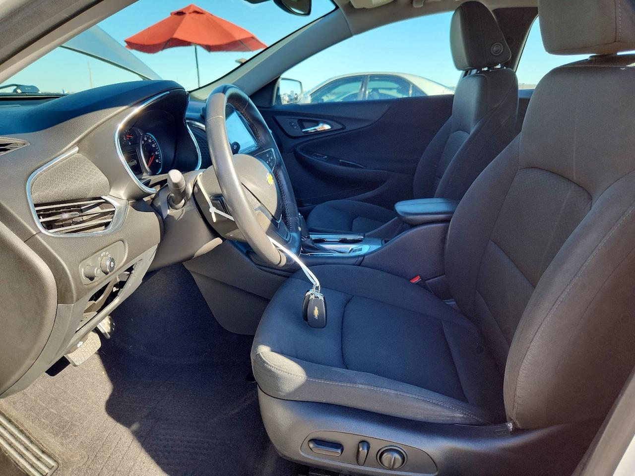 2017 CHEVROLET MALIBU HYBRID photo 7