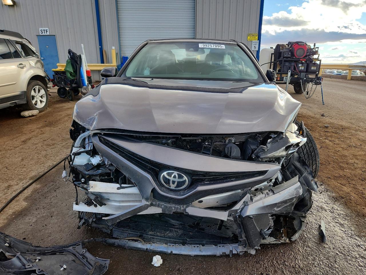 2023 TOYOTA CAMRY SE photo 5