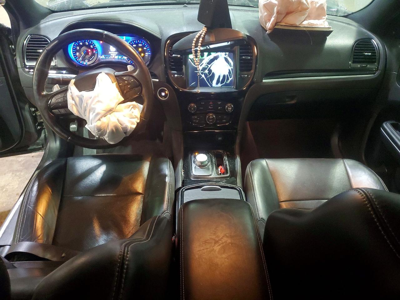 2018 CHRYSLER 300 S photo 8