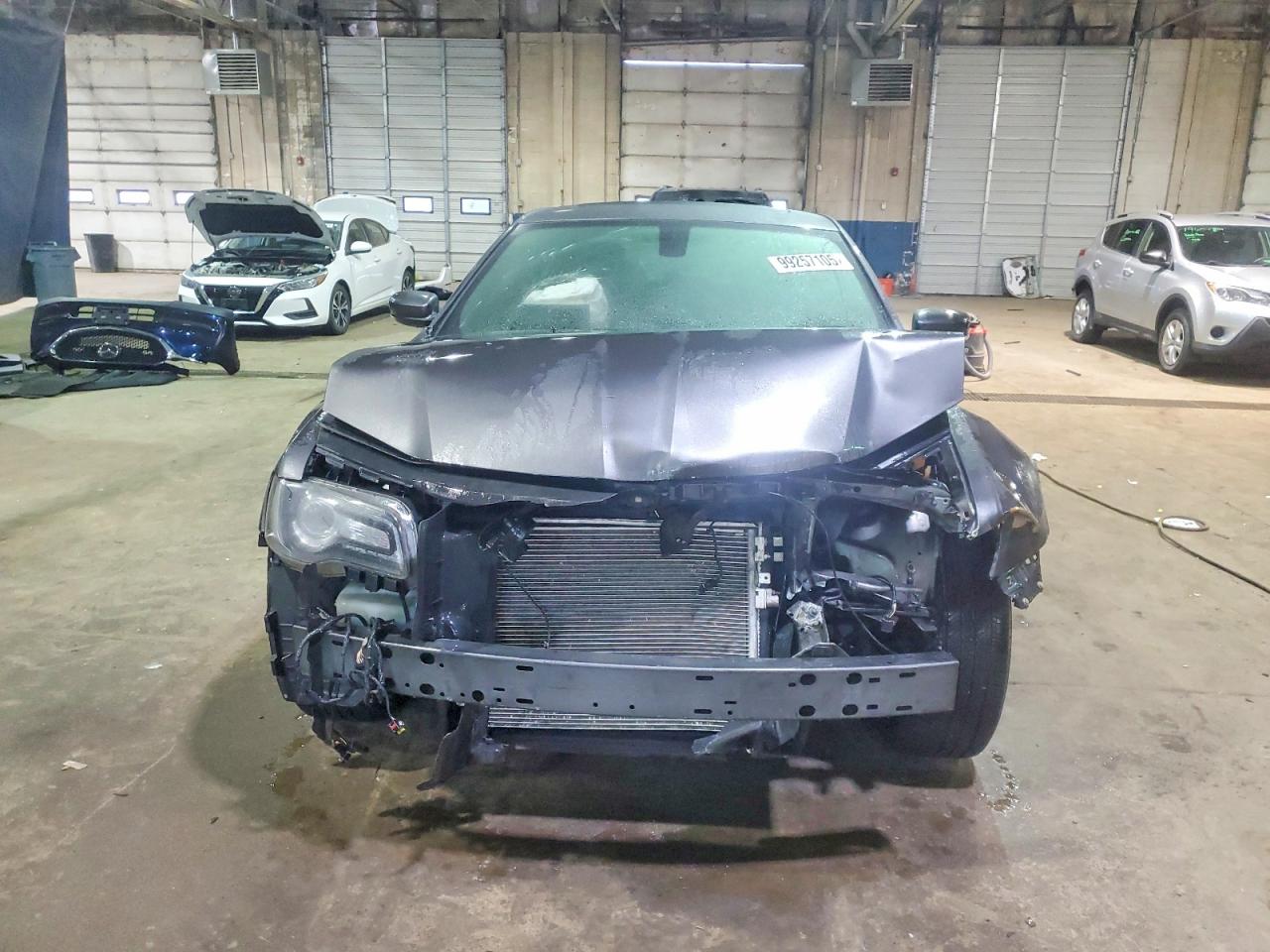 2018 CHRYSLER 300 S photo 5