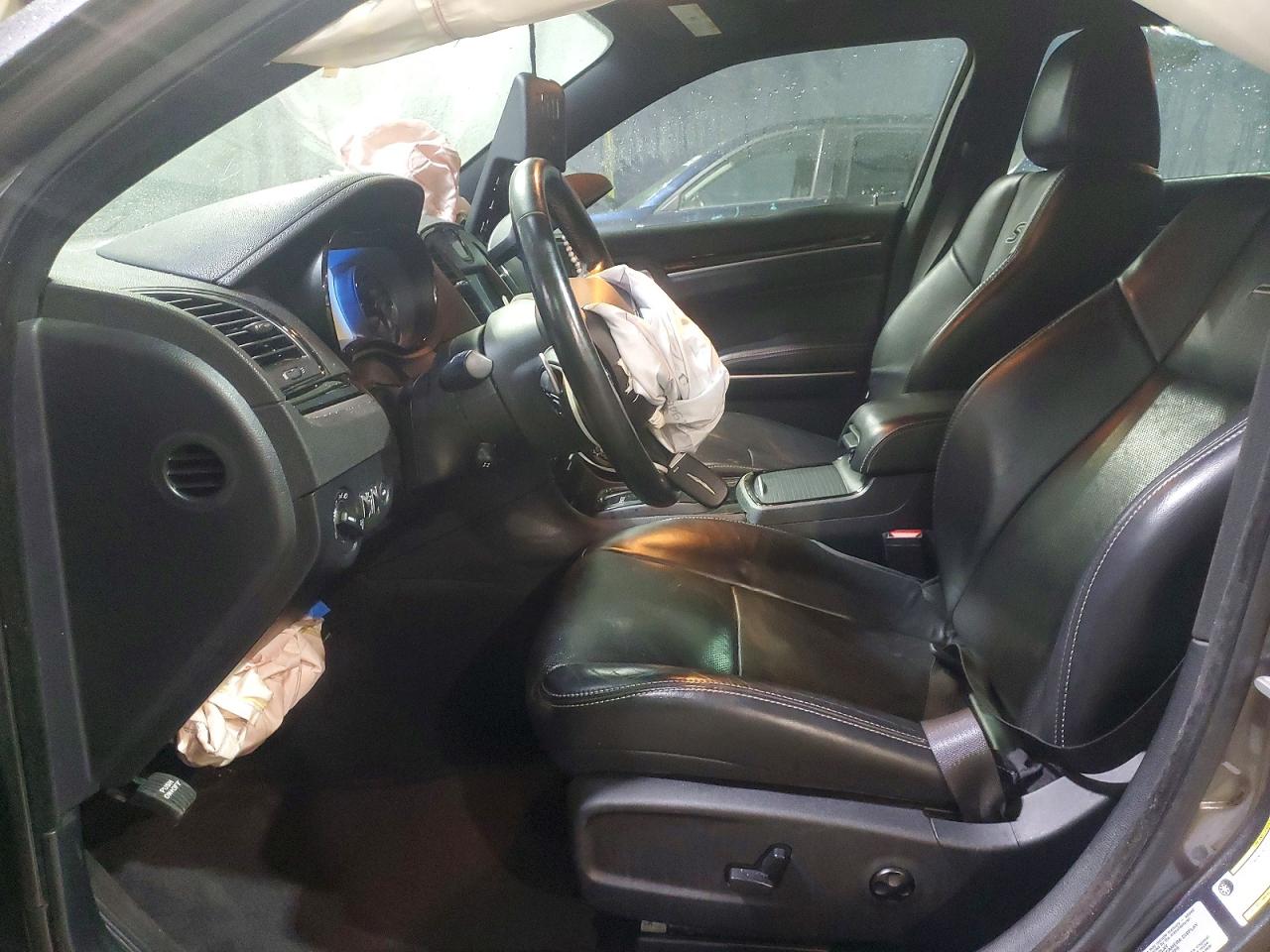 2018 CHRYSLER 300 S photo 7