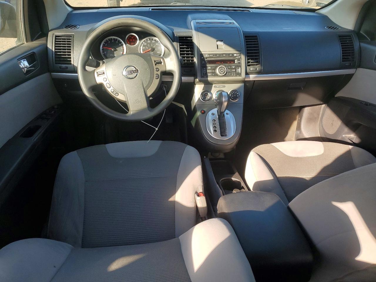 2012 NISSAN SENTRA 2.0 photo 8