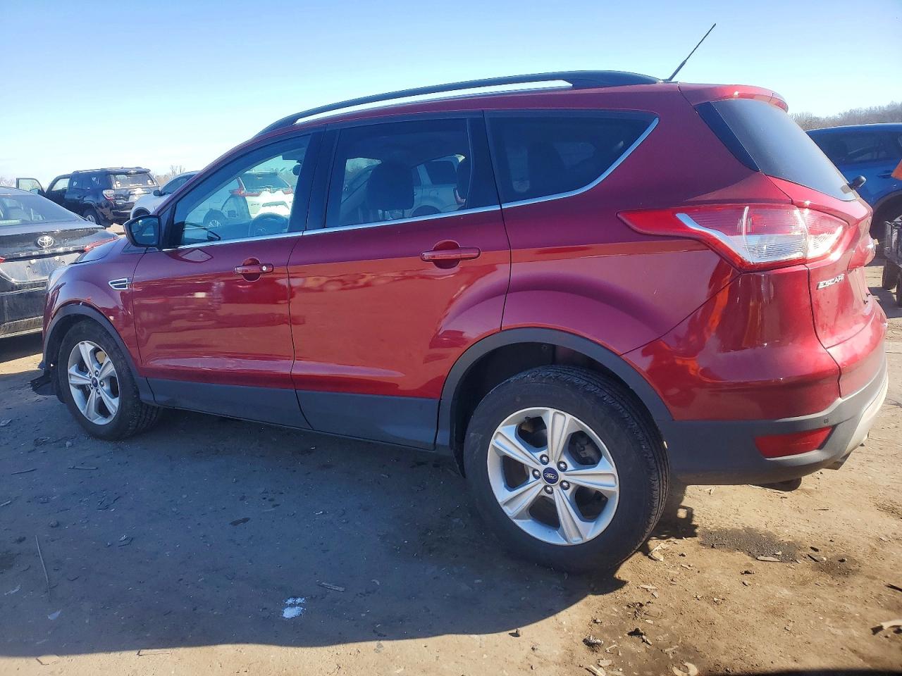 2014 FORD ESCAPE SE photo 2