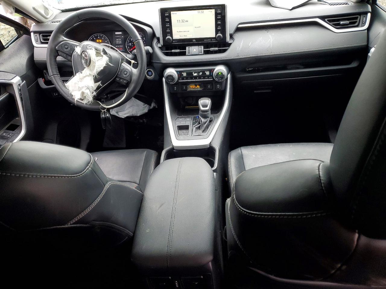 2021 TOYOTA RAV4 XLE PREMIUM photo 8