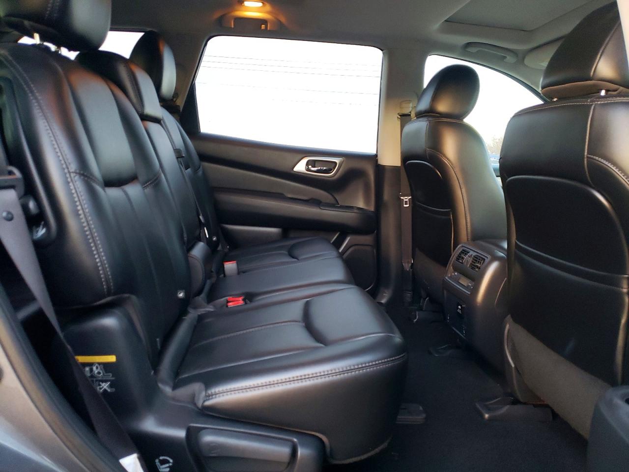 2017 NISSAN PATHFINDER S photo 11