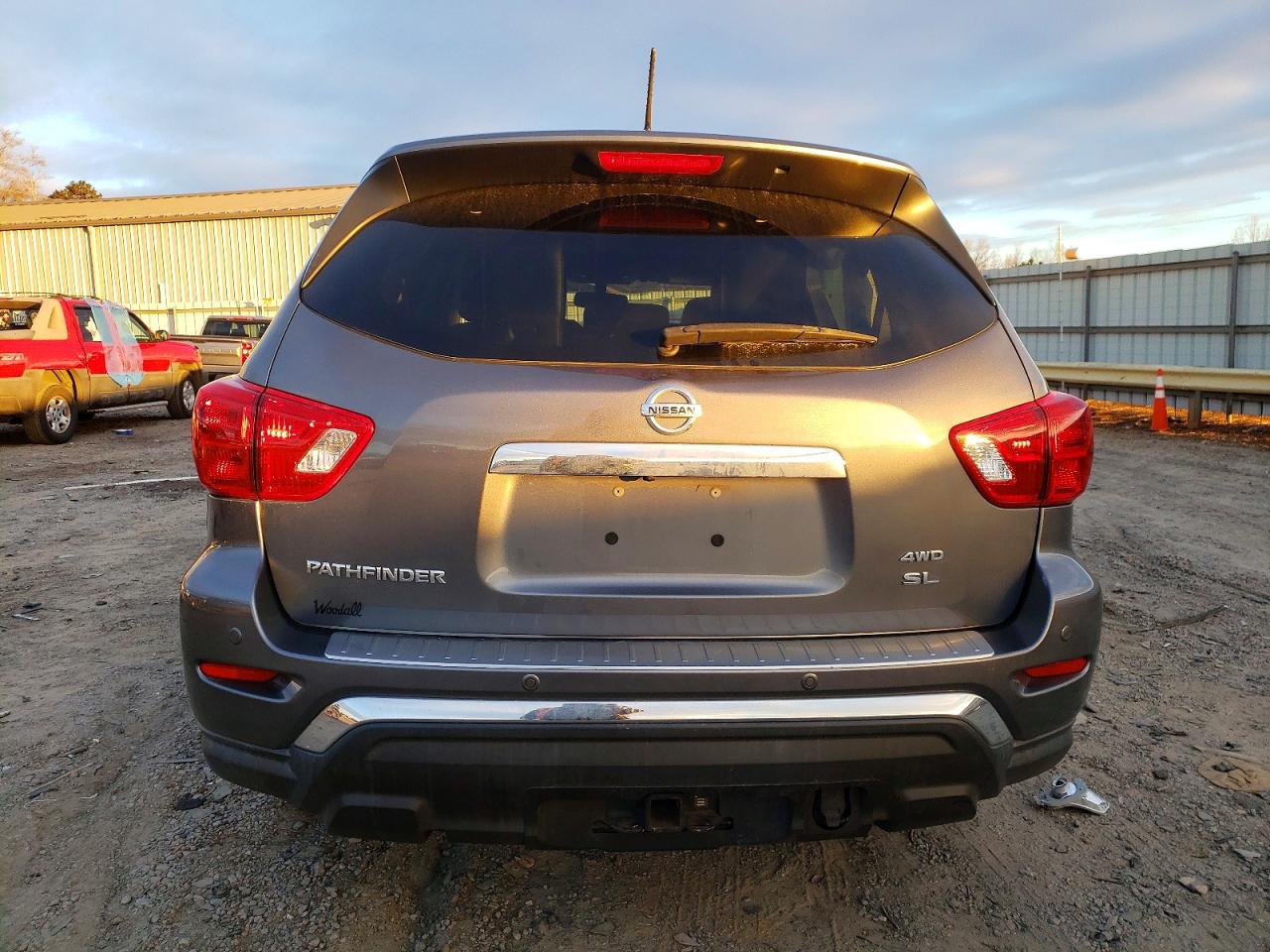 2017 NISSAN PATHFINDER S photo 6