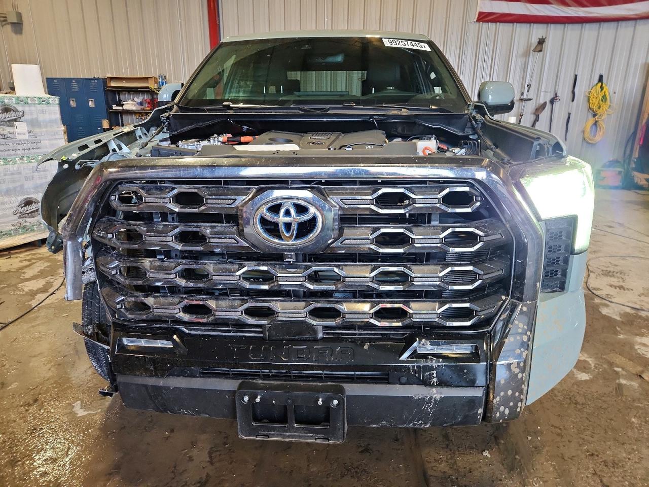 2024 TOYOTA TUNDRA CREWMAX PLATINUM photo 5