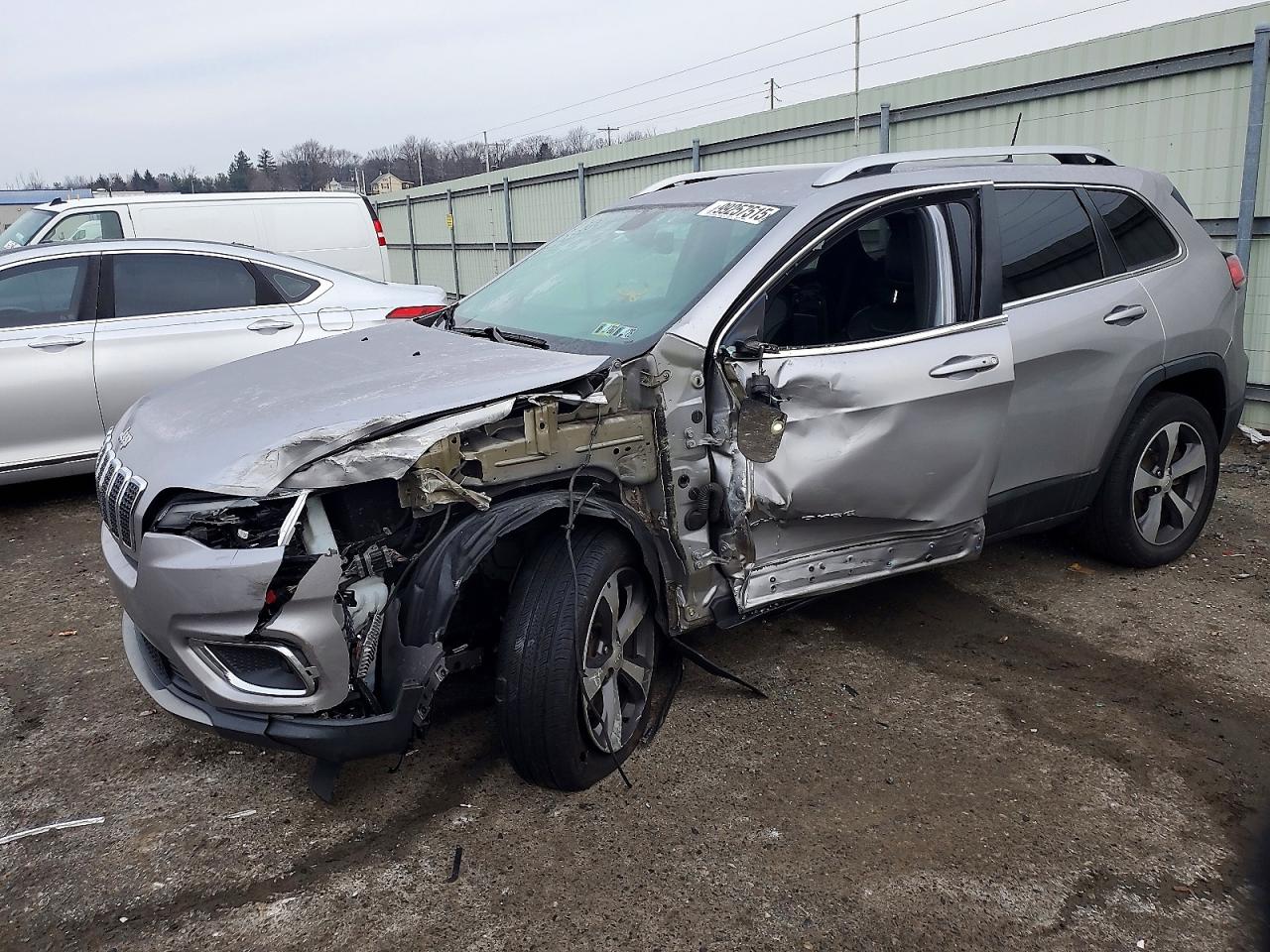 2019 JEEP CHEROKEE