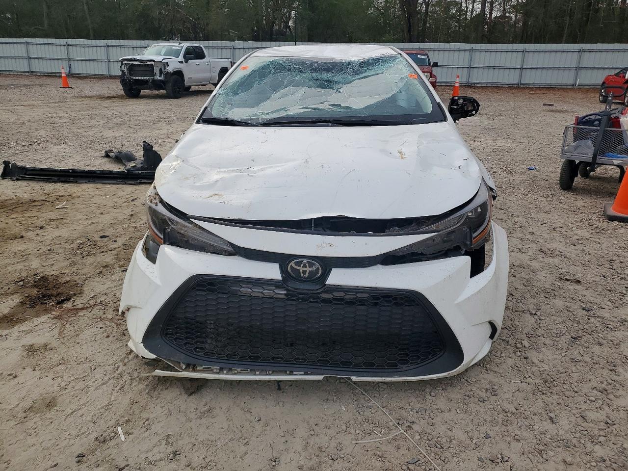 2021 TOYOTA COROLLA LE photo 13