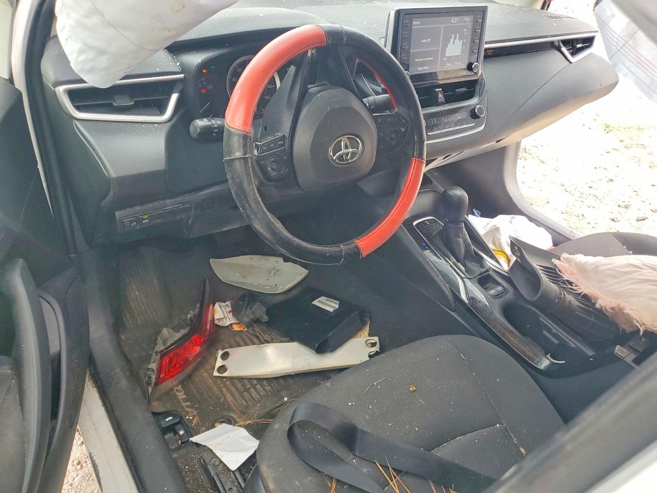 2021 TOYOTA COROLLA LE photo 22