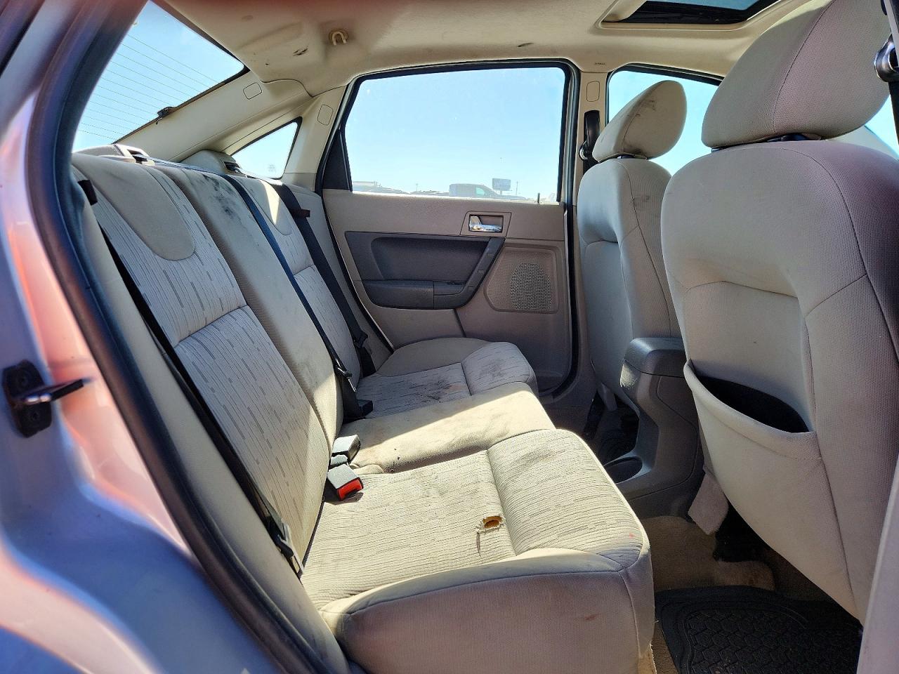 2008 FORD FOCUS SE photo 10