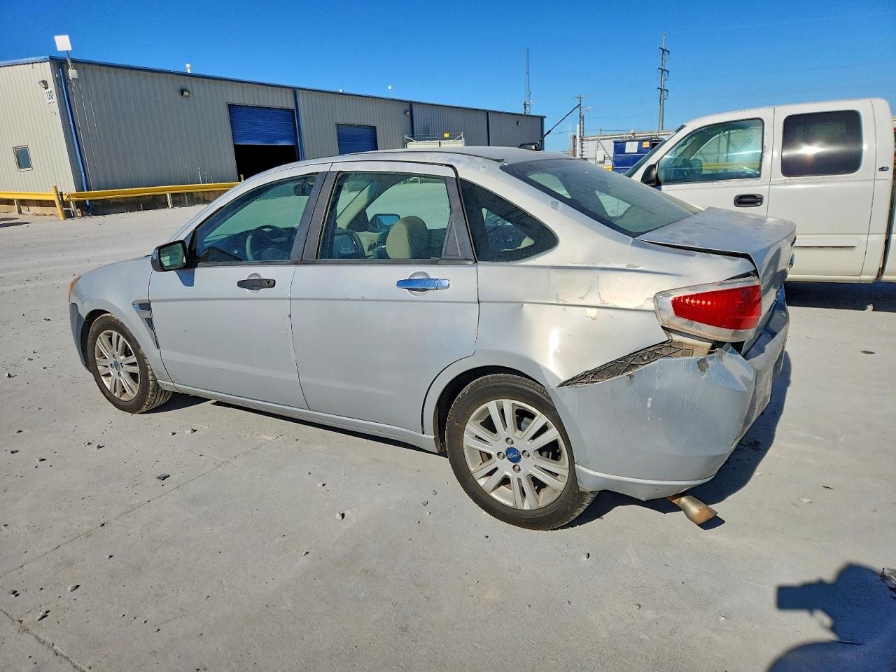 2008 FORD FOCUS SE photo 2