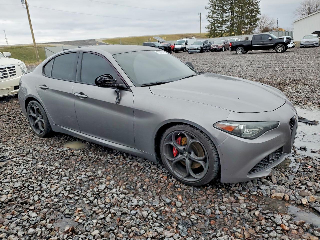 2019 ALFA ROMEO GIULIA photo 4