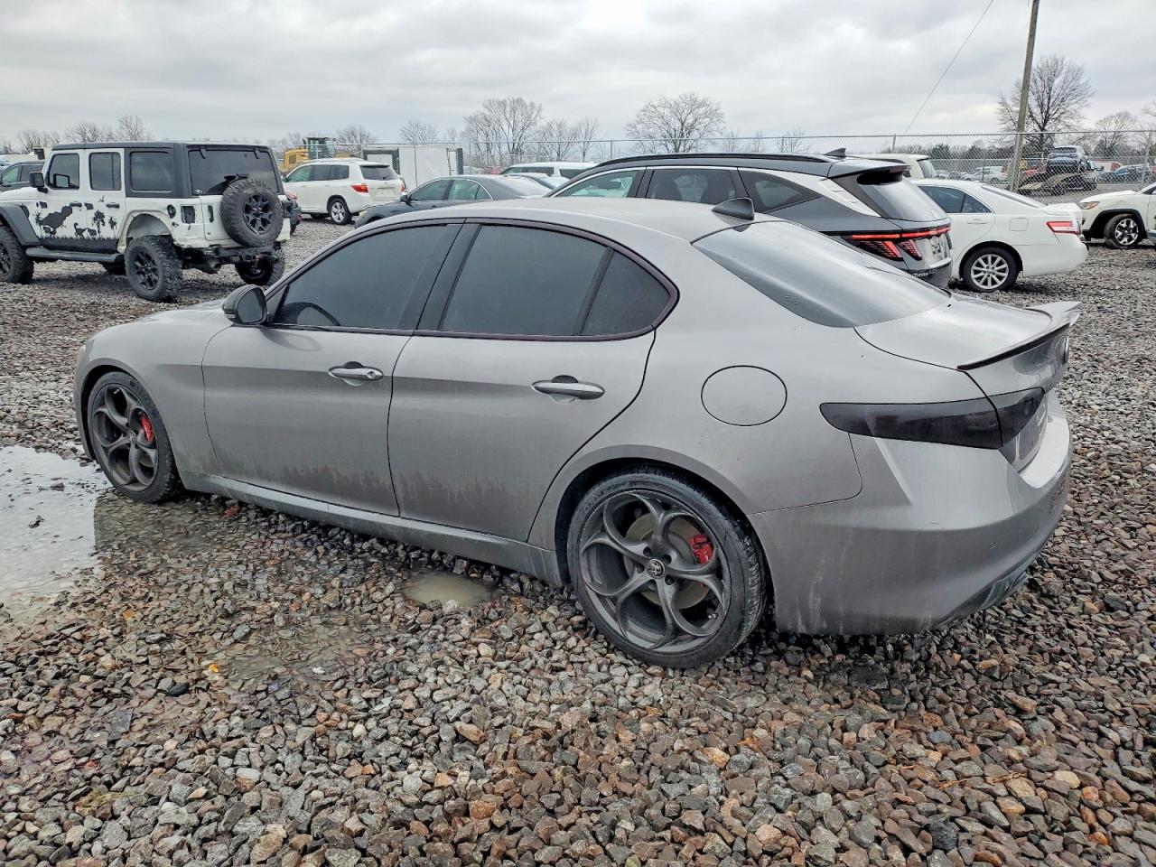 2019 ALFA ROMEO GIULIA photo 2