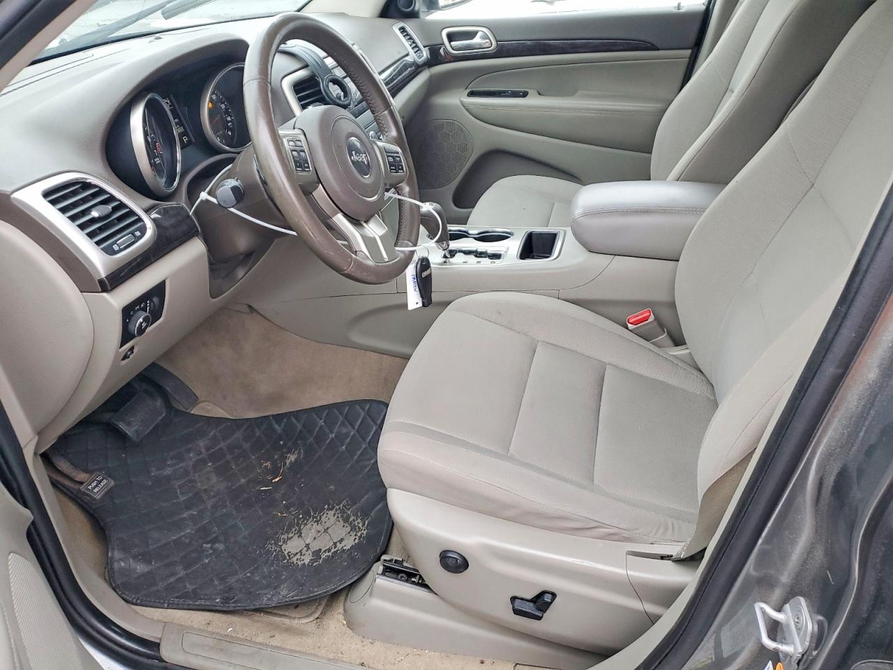 2012 JEEP GRAND CHEROKEE LAREDO photo 7