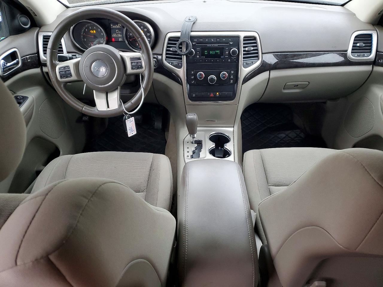 2012 JEEP GRAND CHEROKEE LAREDO photo 8