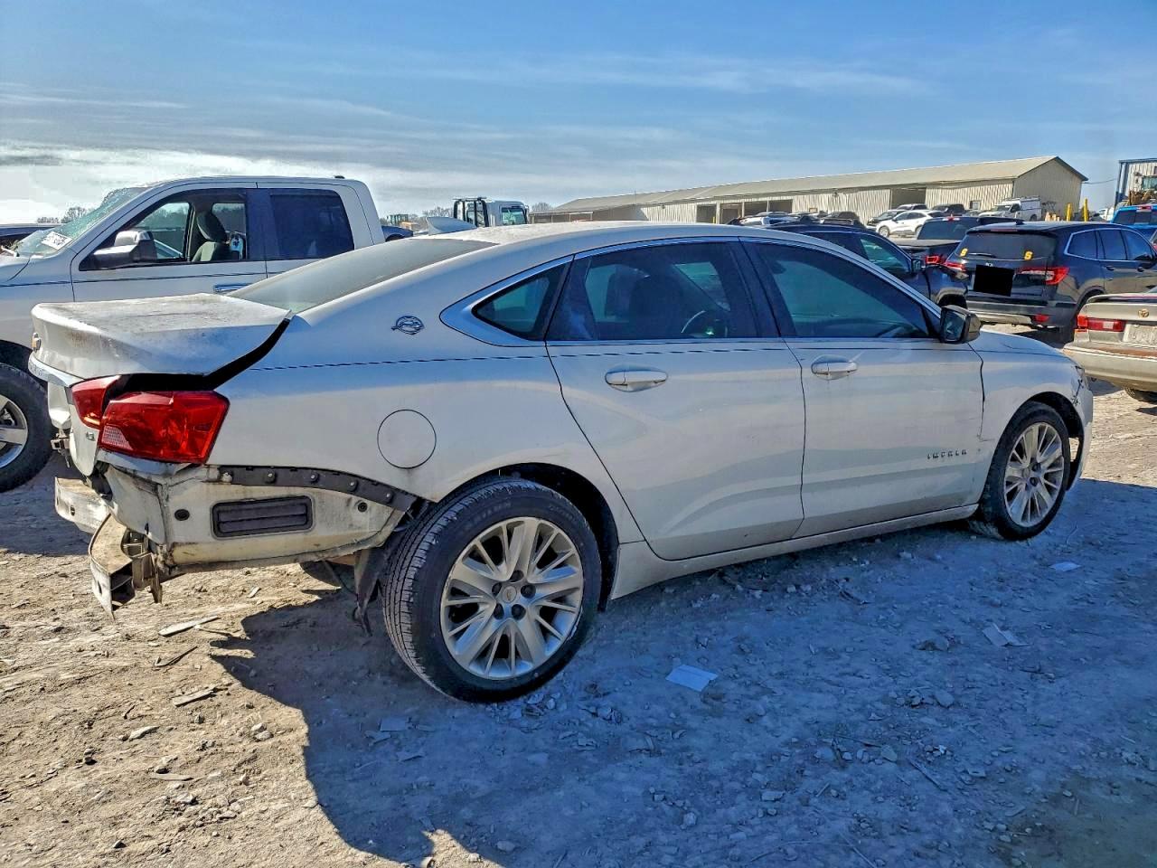 2015 CHEVROLET IMPALA LS photo 3