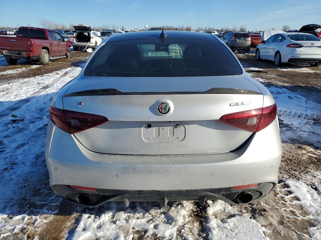 2018 ALFA ROMEO GIULIA TI Q4 photo 6