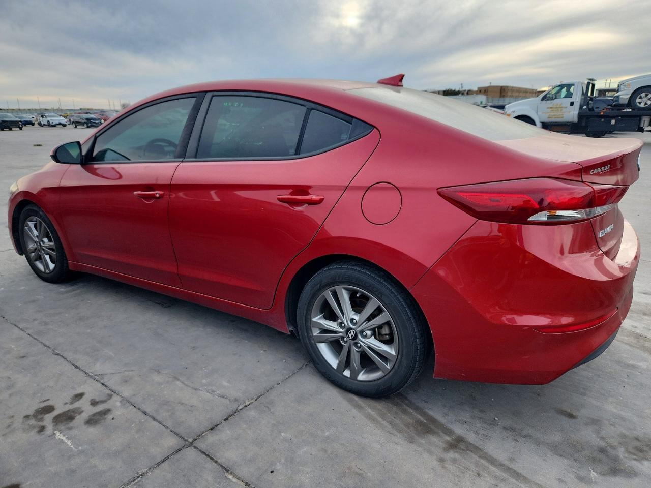 2018 HYUNDAI ELANTRA SEL photo 2