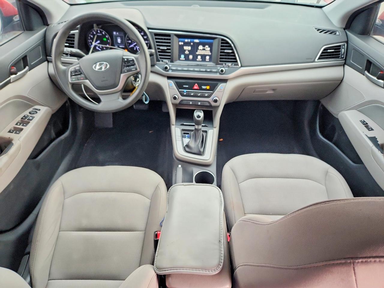 2018 HYUNDAI ELANTRA SEL photo 8