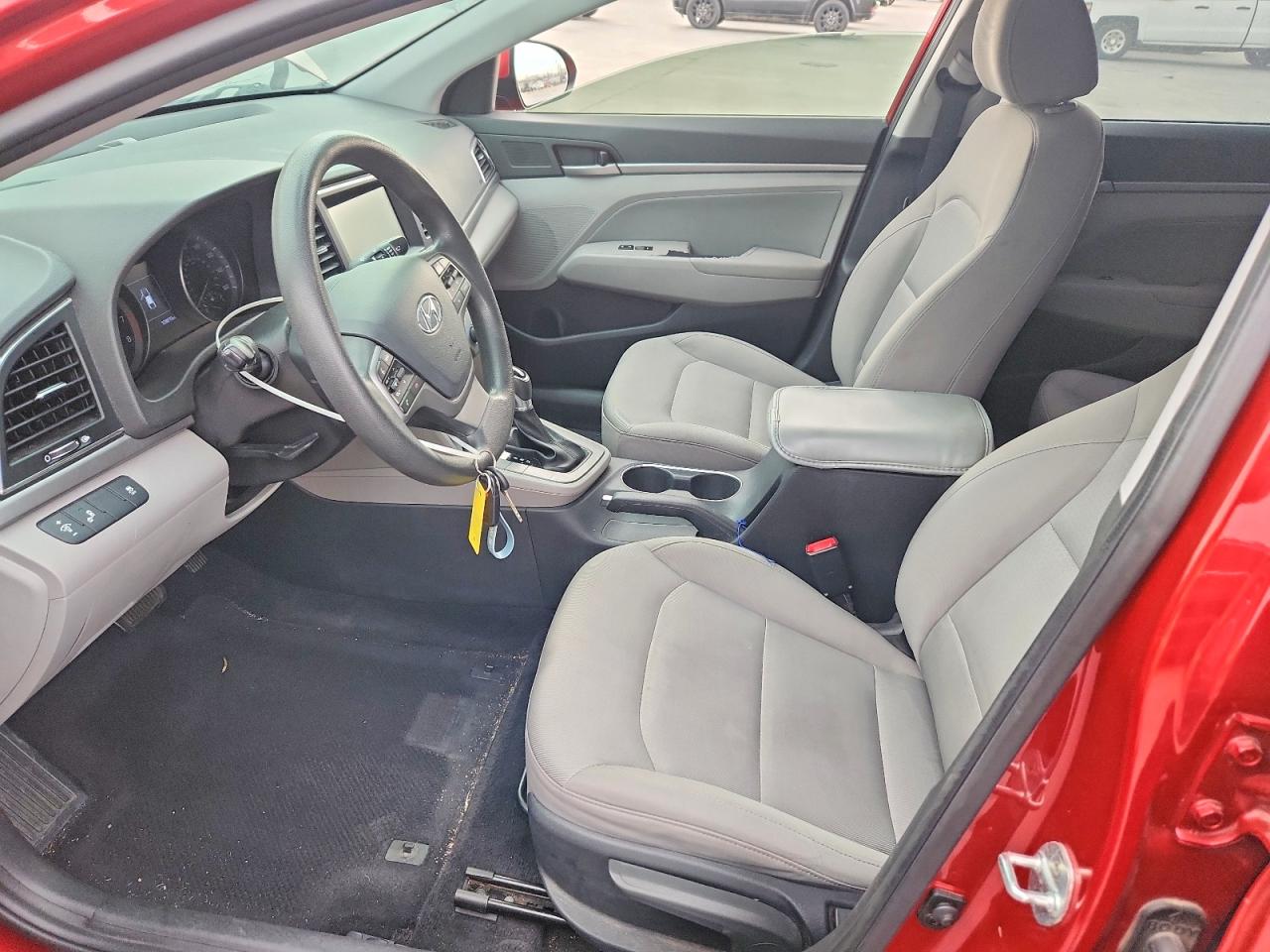 2018 HYUNDAI ELANTRA SEL photo 7