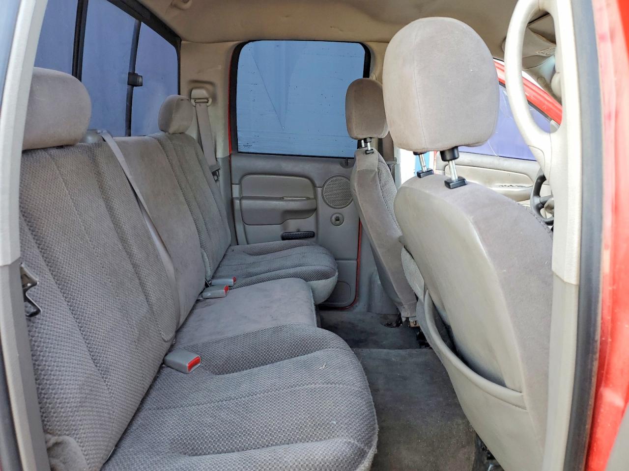 2004 DODGE RAM 1500 ST photo 19