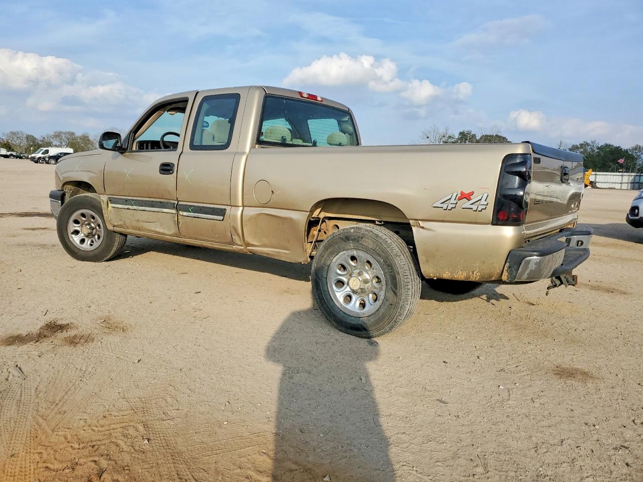2006 CHEVROLET SILVERADO K1500 photo 2