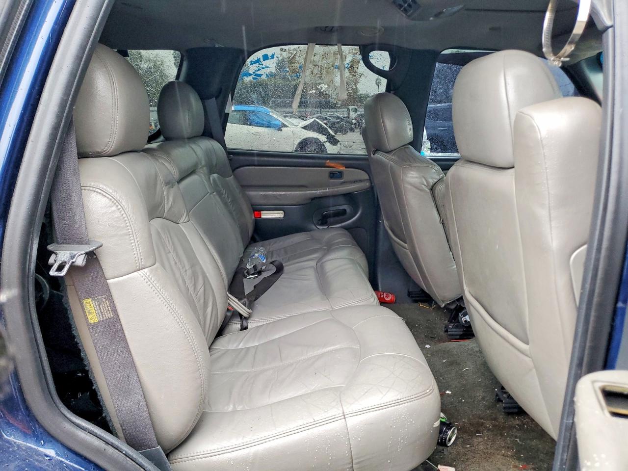 2001 CHEVROLET TAHOE C1500 photo 11