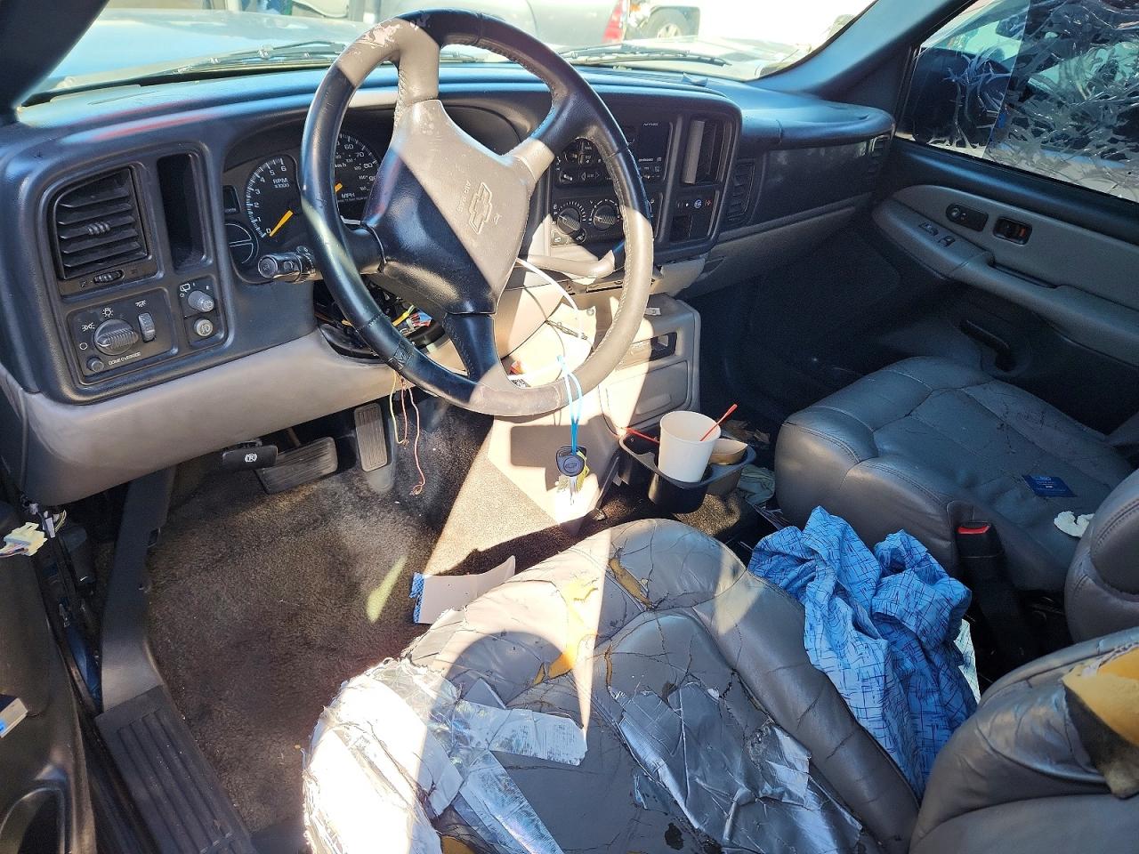 2001 CHEVROLET TAHOE C1500 photo 8