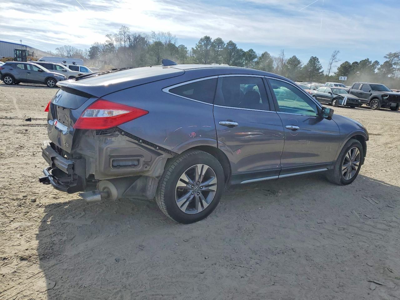 2015 HONDA CROSSTOUR EXL photo 3