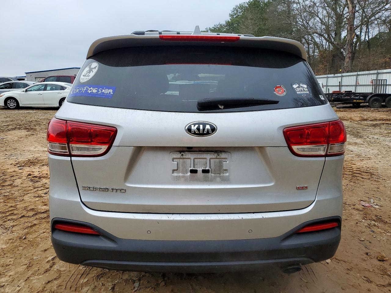 2016 KIA SORENTO LX photo 6